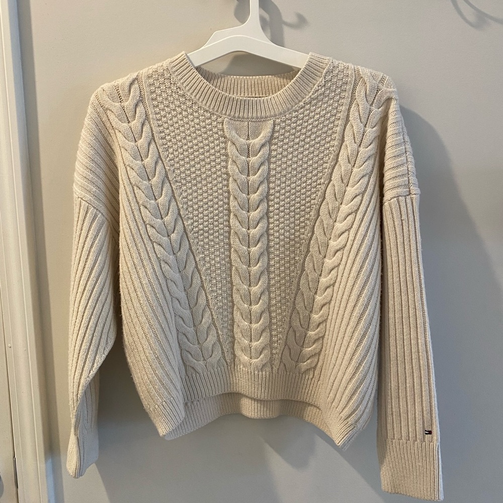 Tommy Hilfiger Beige Cable Knit Sweater